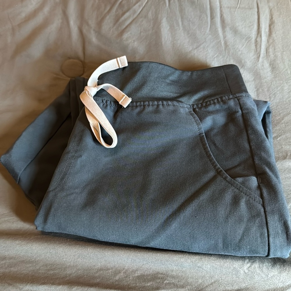 Figs L/P dark harbor joggers